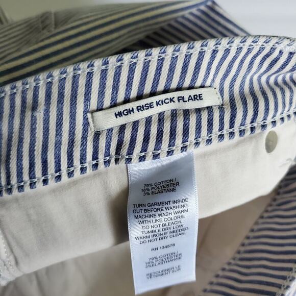 Vineyard Vines Cotton Blend High Rise Kick Flare Jeans Size 32 - Picture 8 of 10